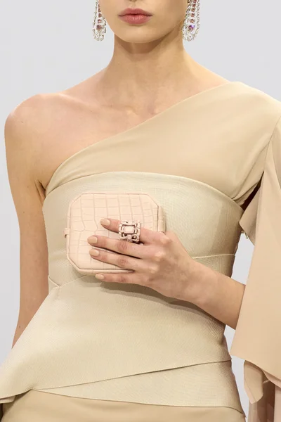 Look 1